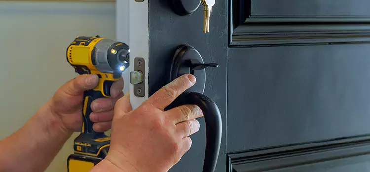 Locksmith Emergency Service Dyer