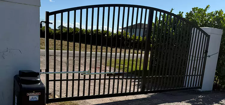 Driveway Fence Repair Dyer