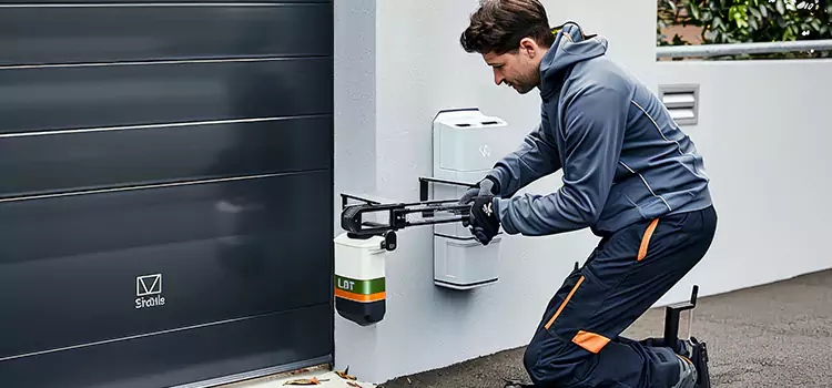 Electric Sliding Wooden Gates Dyer